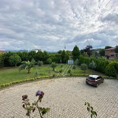 With Pool Villa Trabzon